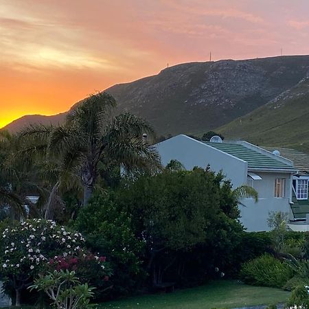 Bing Heights Suite Hermanus Extérieur photo